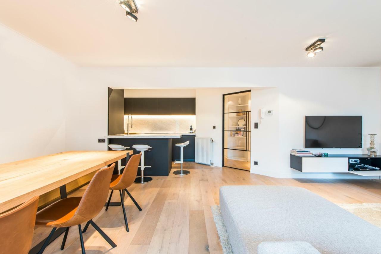 Ruim En Modern Appartement Te Knokke Nabij De Dijk Eksteriør bilde
