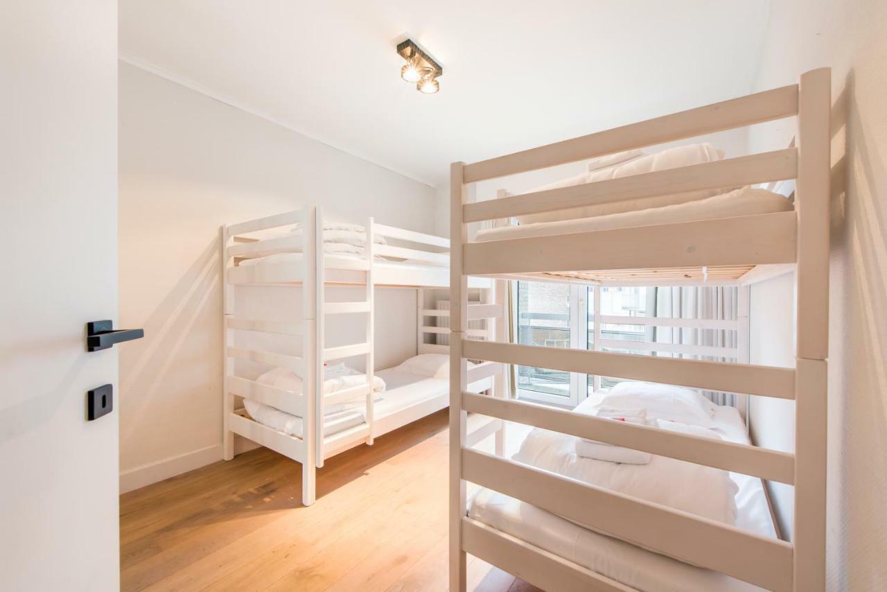 Ruim En Modern Appartement Te Knokke Nabij De Dijk Eksteriør bilde
